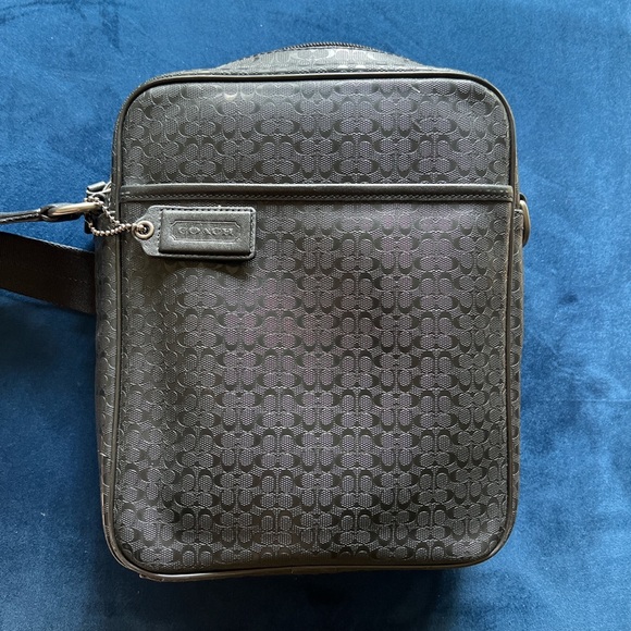 COACH Hip Bag (Unisex) - Picture 2 of 3